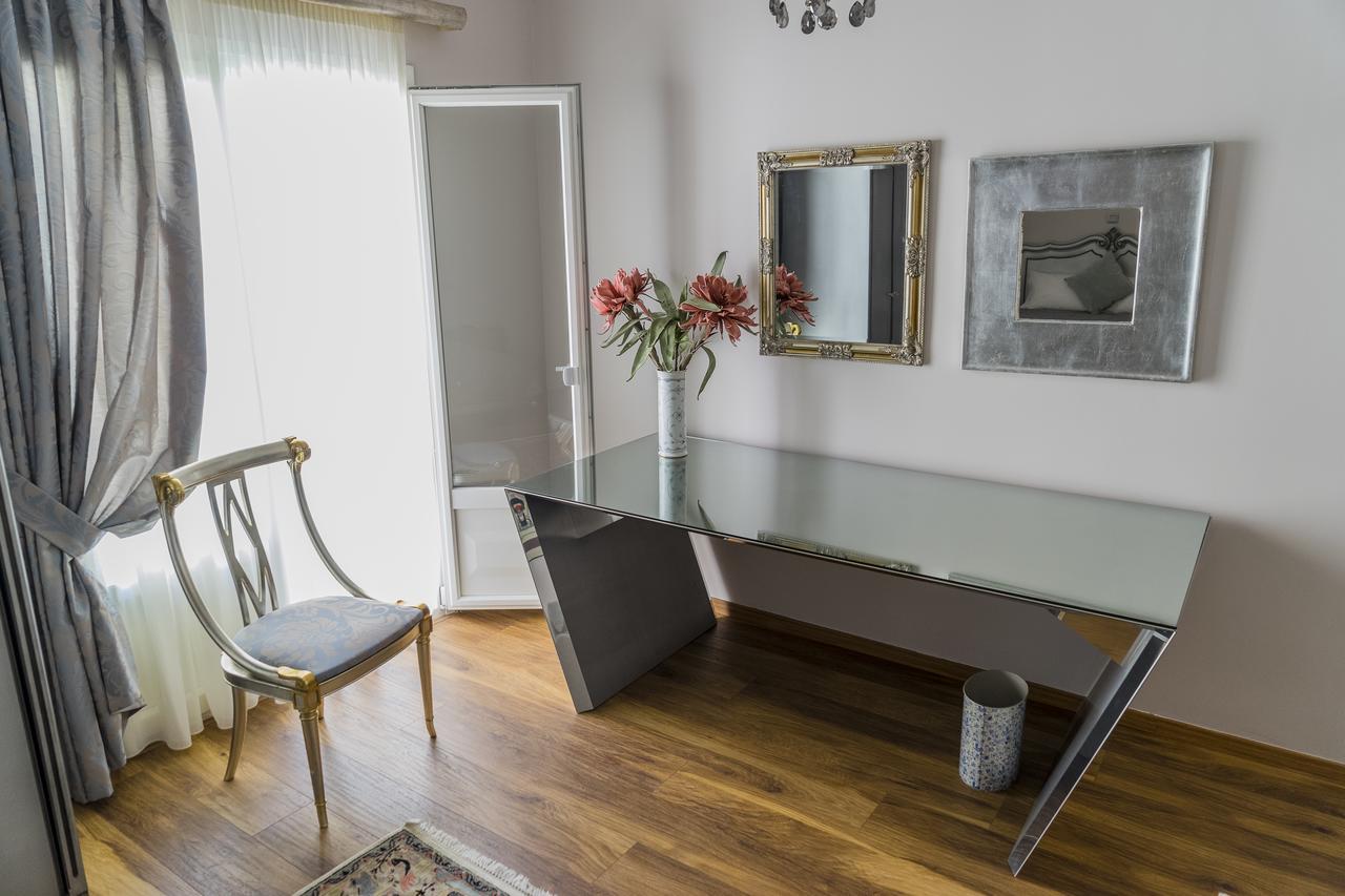 Le Bijou Luxury Rooms & Suites Karaferye Dış mekan fotoğraf